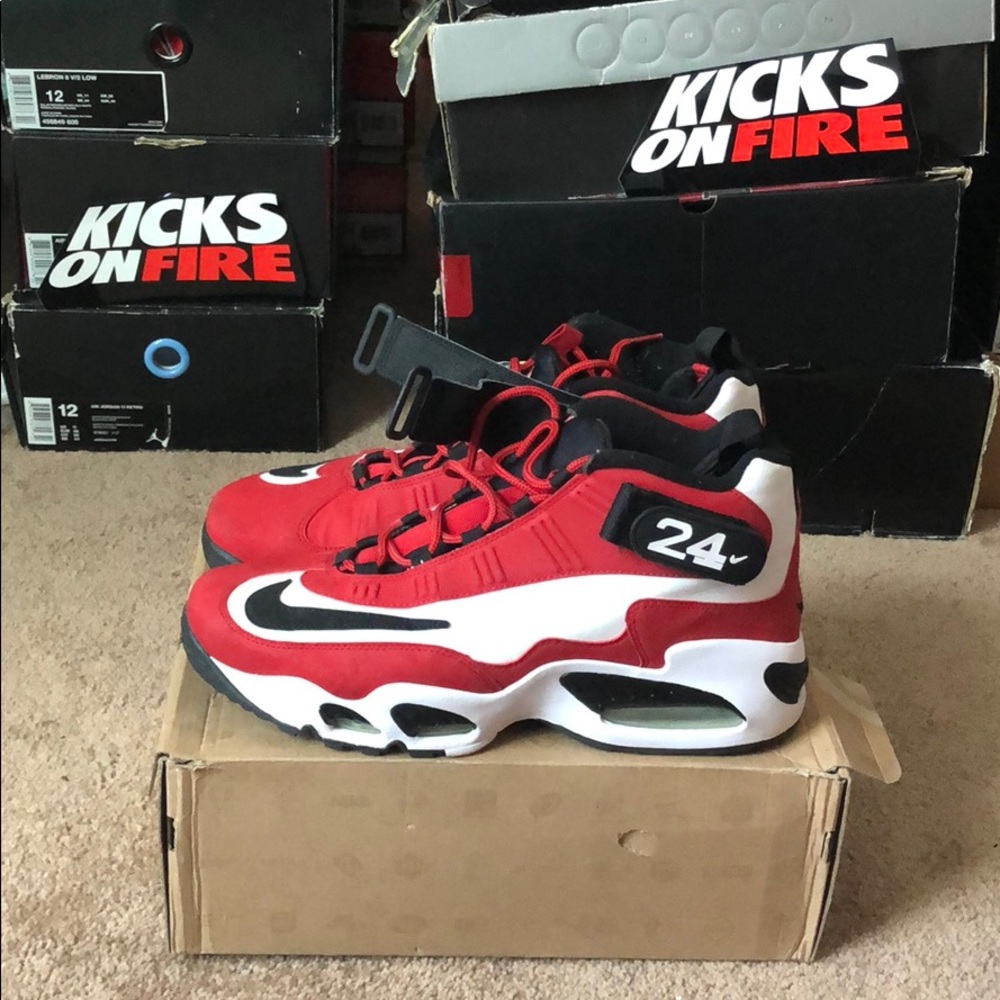 Nike Air Griffey Max 1 “Cincinnati Reds”